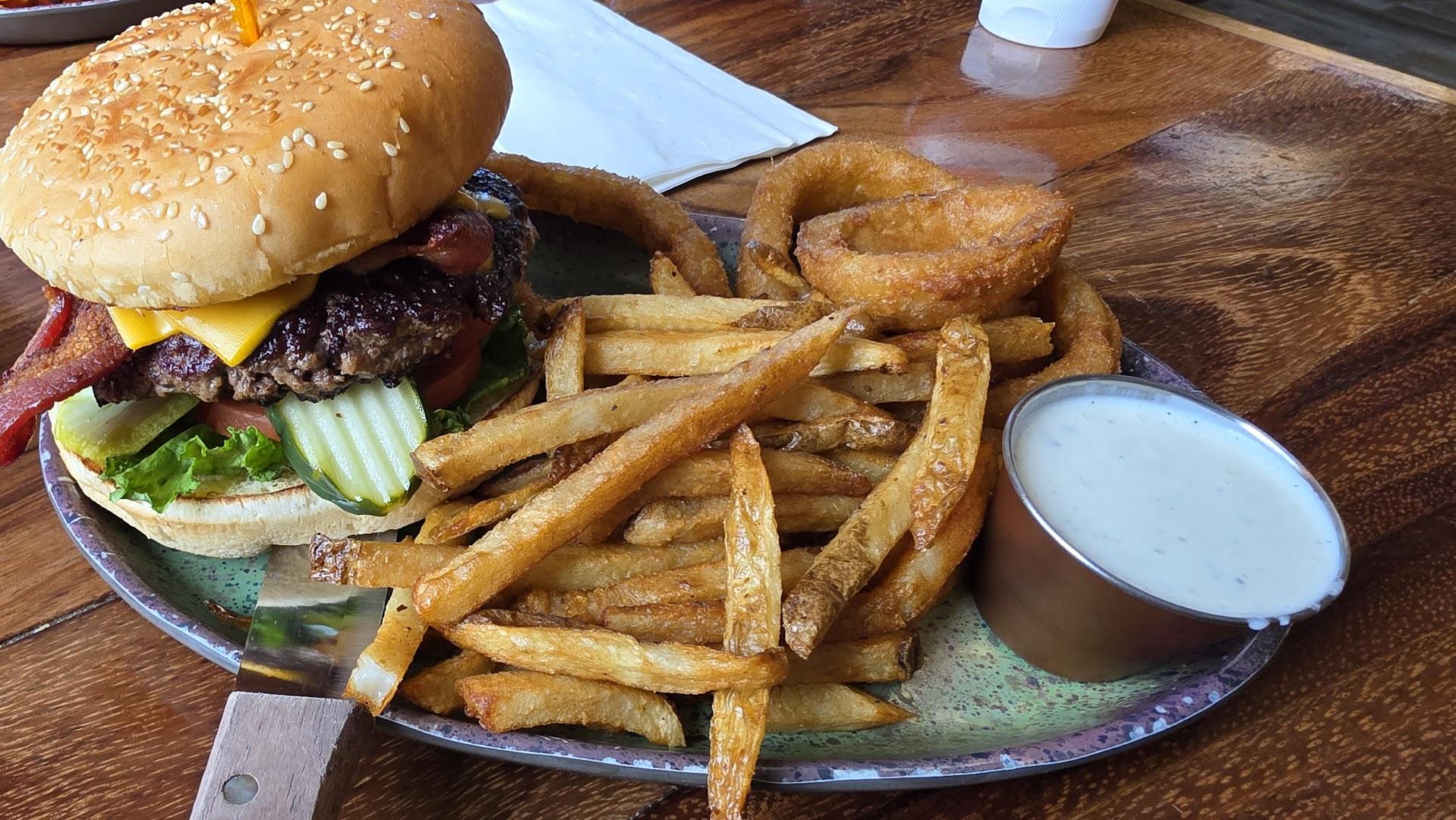 Joe's Green Barn Restaurant
